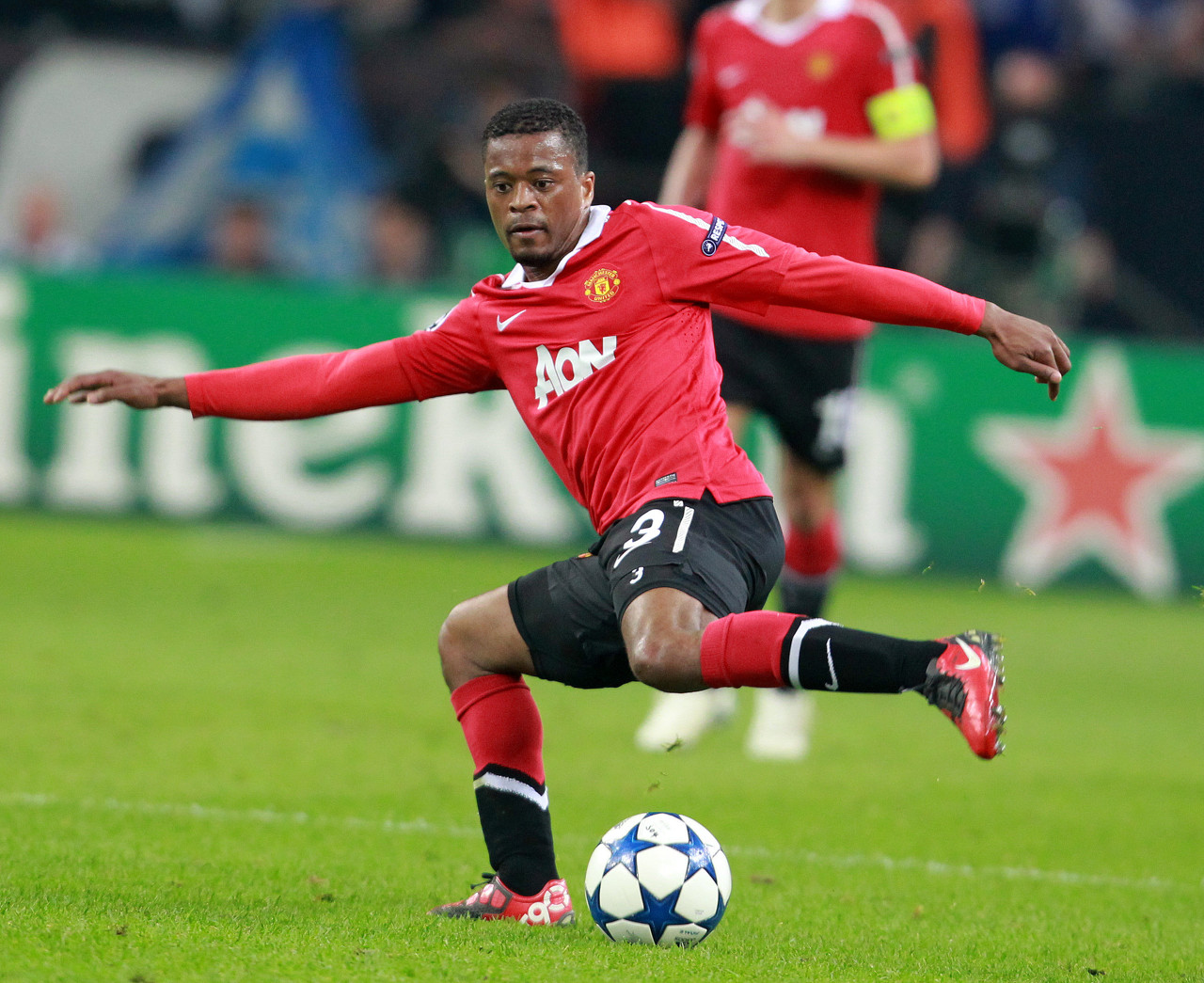 了更多戏剧 了更多戏剧